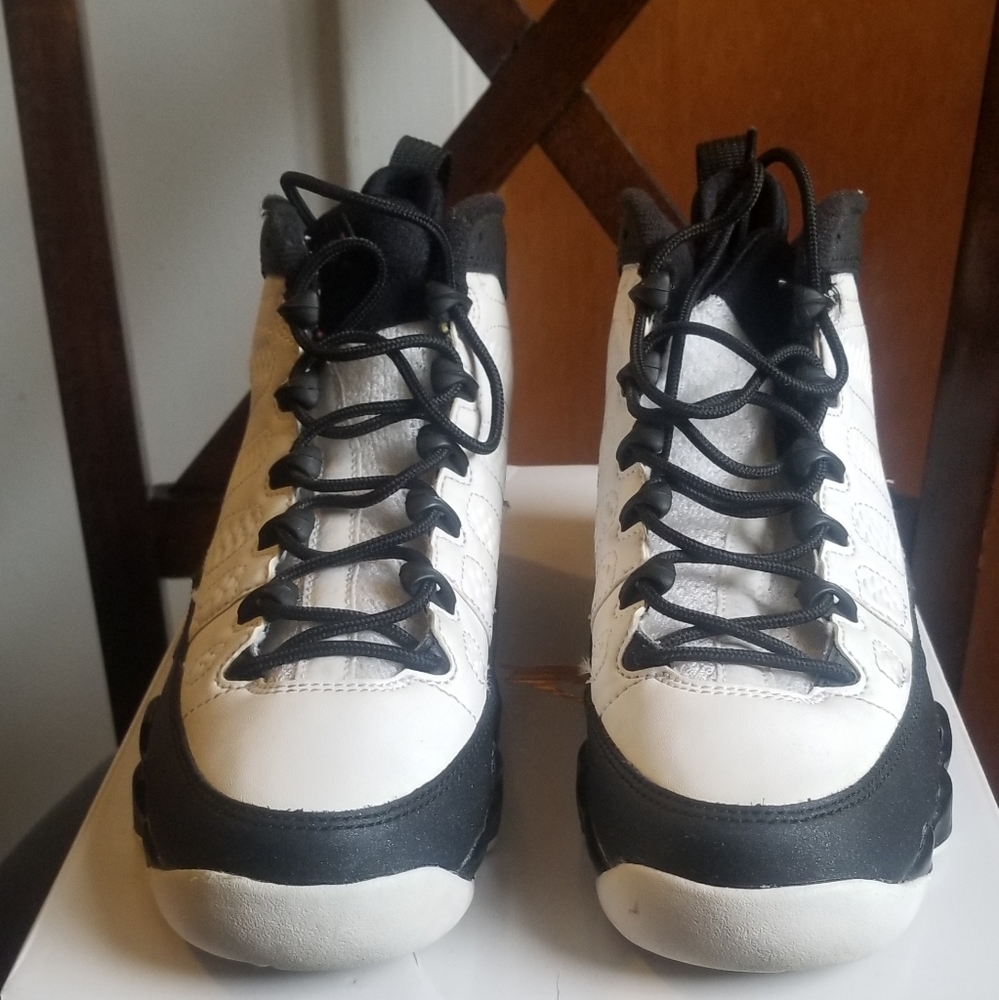 Jordan 9 - Picture 5 of 9